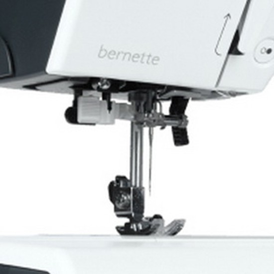 bernette b37 - швейная машина